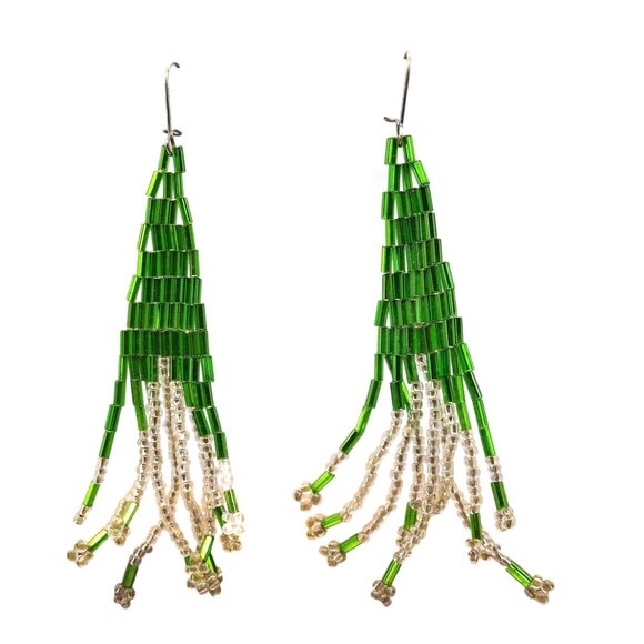Glass Beads Fringe Earrings, Tube Beads and Seed Beads in Kelly Green, Vintage - Picture 1 of 3